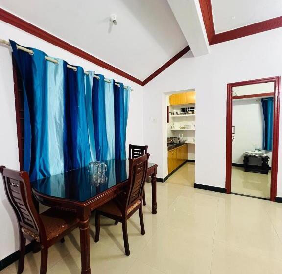 Hotel Tranquil Mango Meadows Hampi