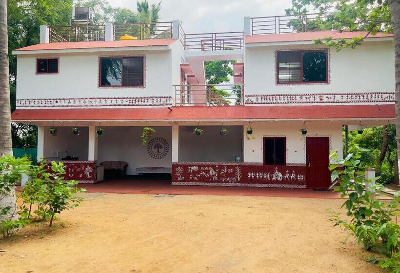 Hotel Tranquil Mango Meadows Hampi