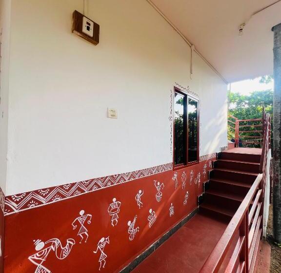 Hotel Tranquil Mango Meadows Hampi