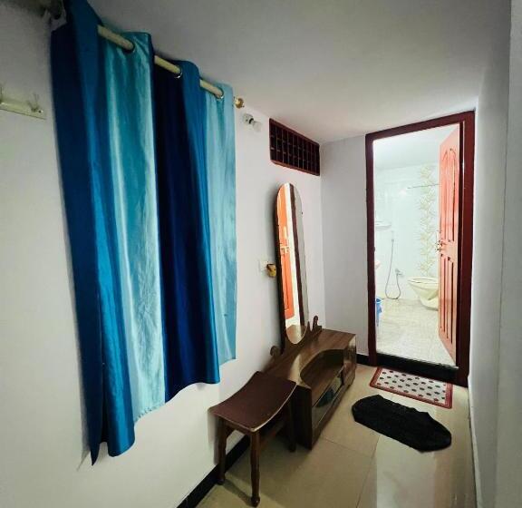 Hotel Tranquil Mango Meadows Hampi