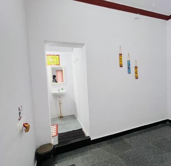 Hotel Tranquil Mango Meadows Hampi