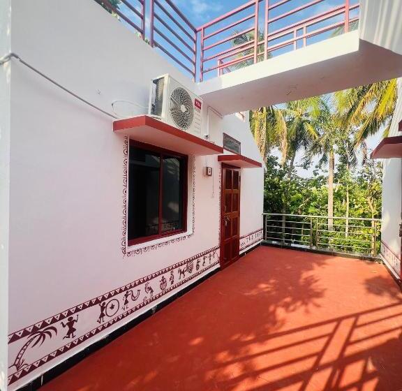 Hotel Tranquil Mango Meadows Hampi