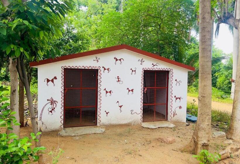 Hotel Tranquil Mango Meadows Hampi