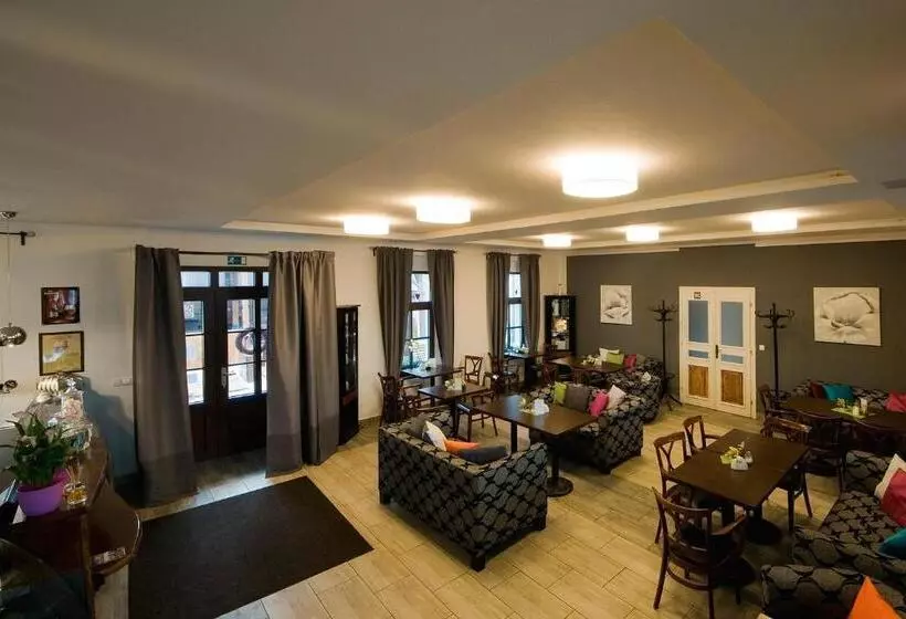 Hotelli Ubytování Láskomina