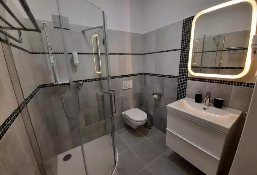 Hotelli Ubytování Láskomina