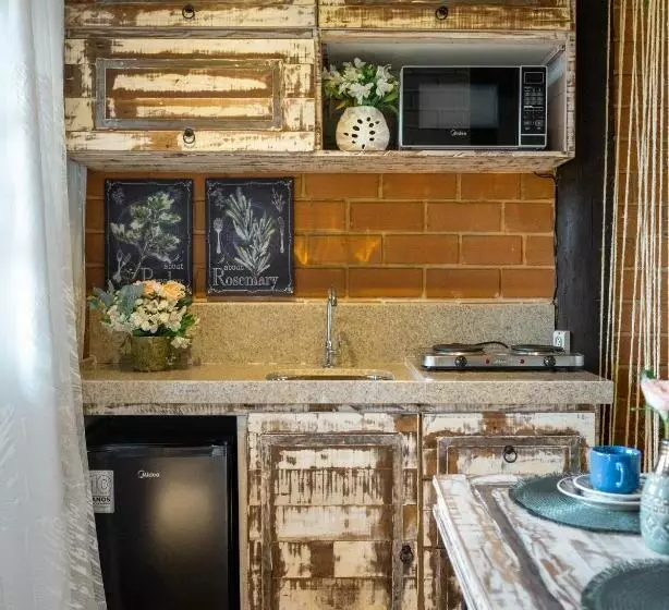 Hotelli Vale Do Lago   Casa De Campo E Eventos