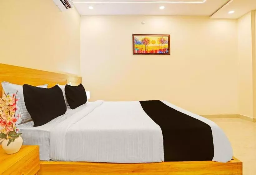 Hotelli O Luxor Park