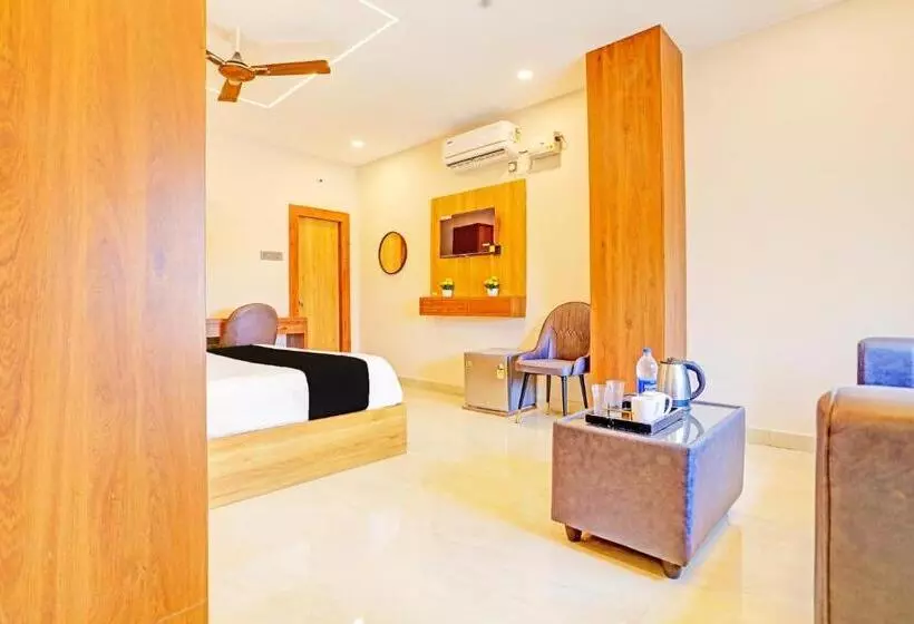 Hotelli O Luxor Park