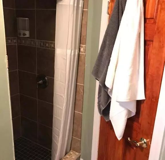 پانسیون 202 Private Room Double Twin Bed In Cohi Dc!