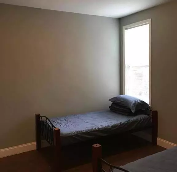 پانسیون 202 Private Room Double Twin Bed In Cohi Dc!