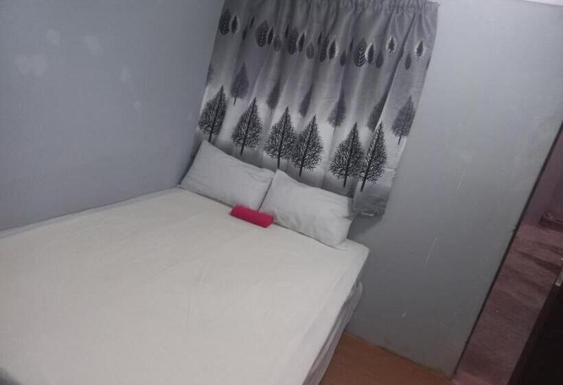 Pansiyon Little Flowers Guesthouse