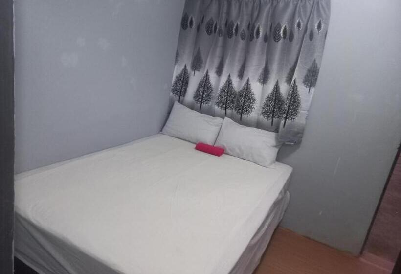 Pansiyon Little Flowers Guesthouse