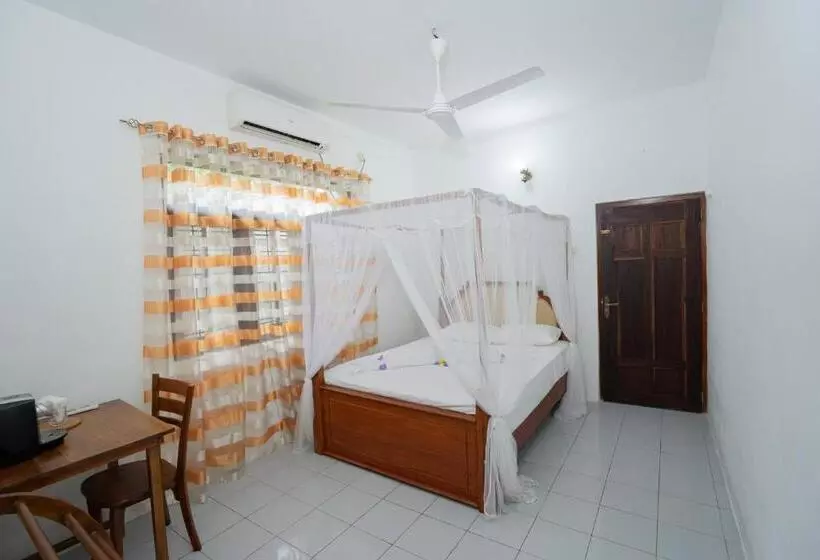 Majatalo Little Villa Tourist Inn