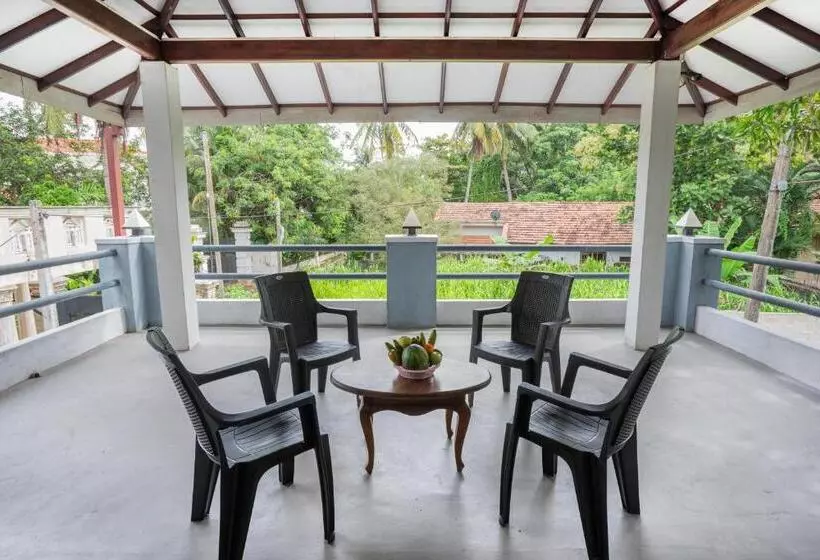 Majatalo Little Villa Tourist Inn