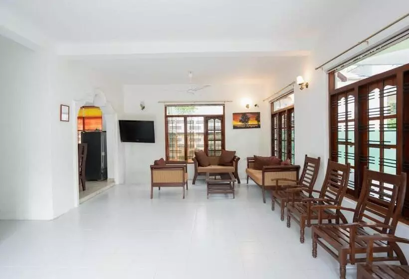 Majatalo Little Villa Tourist Inn