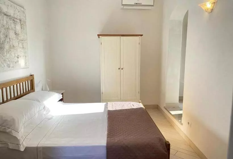 ペンション Mama House
