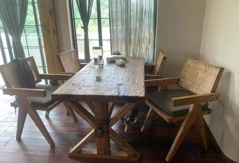 پانسیون Manh Manh Farmhouse Villa