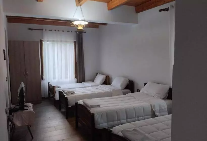 Pensió Vellezrit Shkambi