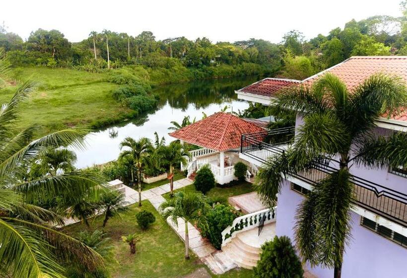 پانسیون Villa Doña Luz