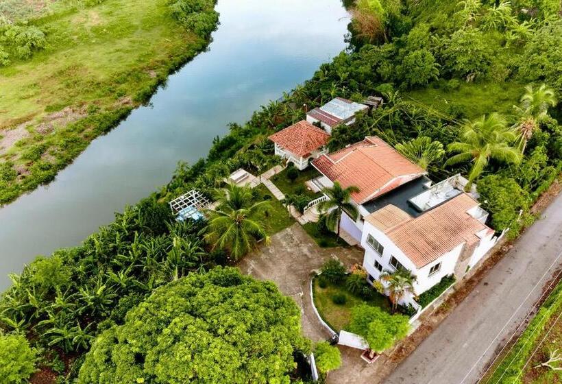 پانسیون Villa Doña Luz