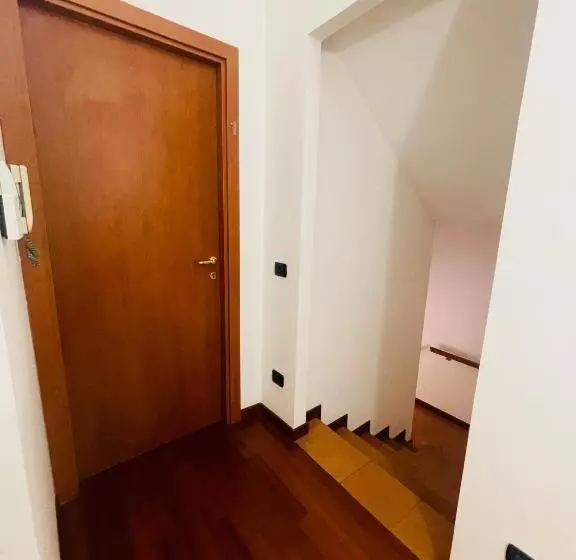 Majatalo Villetta Home   Castelli Apartments