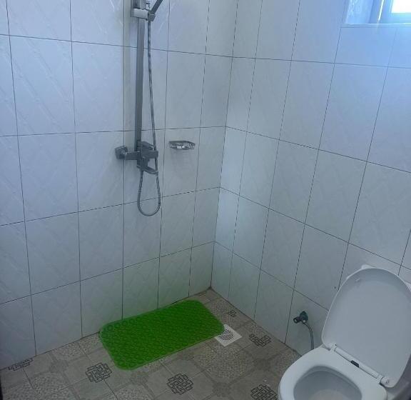 Strikers Hotels And Clubs