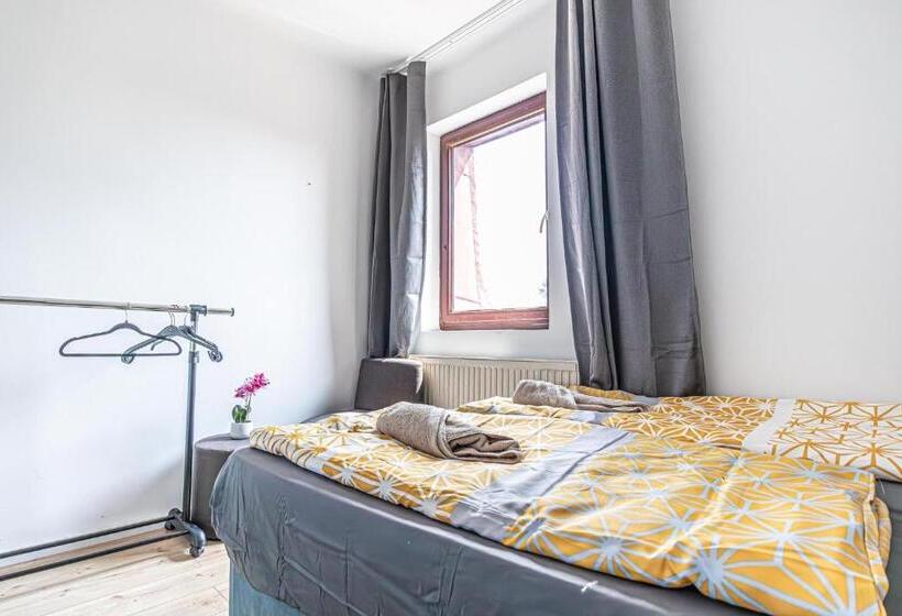 هاستل Comfy Rooms In Shared Villa With Terrace And Garden