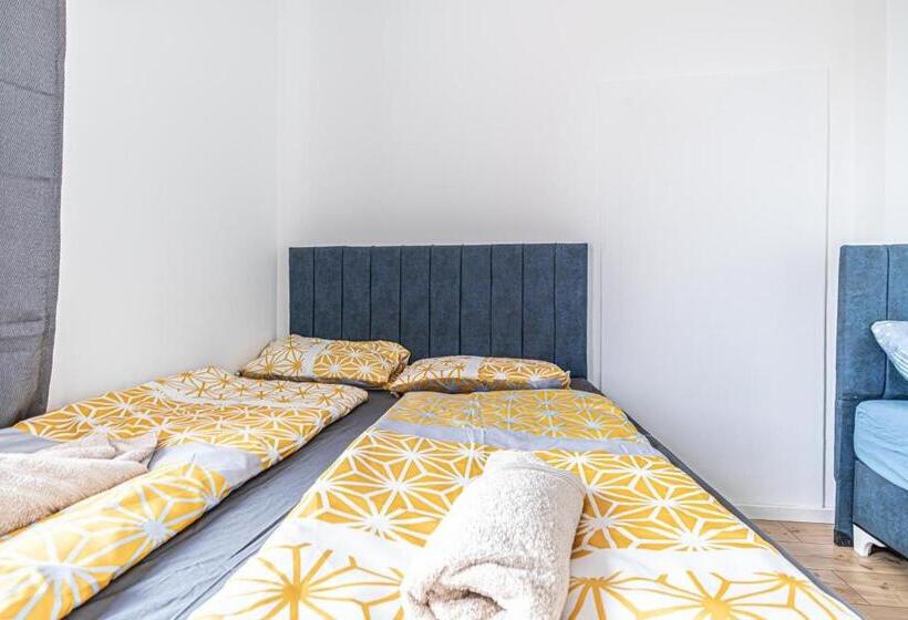 هاستل Comfy Rooms In Shared Villa With Terrace And Garden