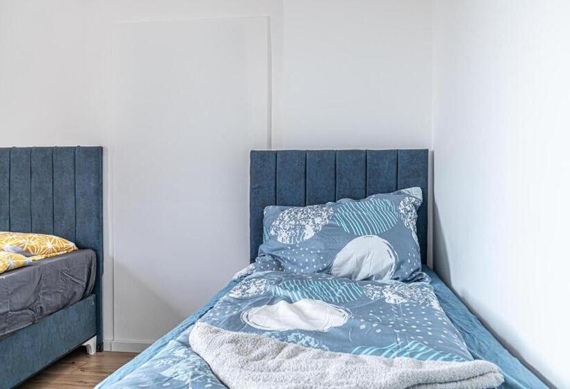 هاستل Comfy Rooms In Shared Villa With Terrace And Garden