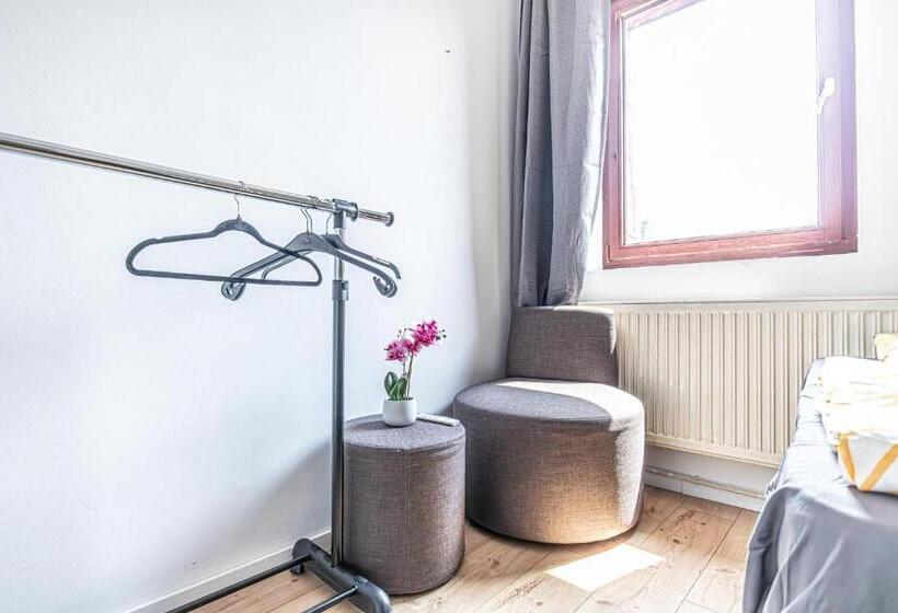 هاستل Comfy Rooms In Shared Villa With Terrace And Garden