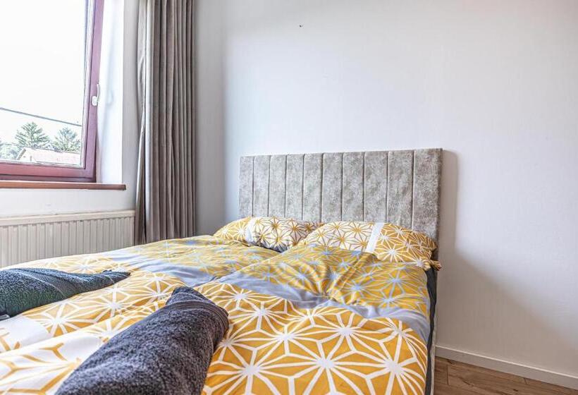 هاستل Comfy Rooms In Shared Villa With Terrace And Garden