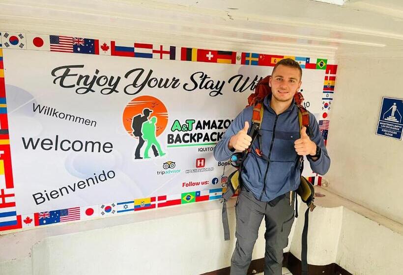 تختخواب و صبحانه A&t Amazon Backpacker`s