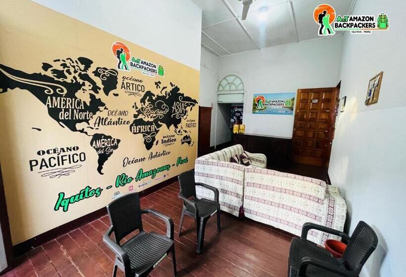 تختخواب و صبحانه A&t Amazon Backpacker`s