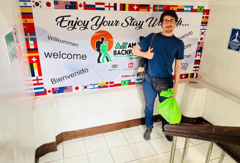 تختخواب و صبحانه A&t Amazon Backpacker`s