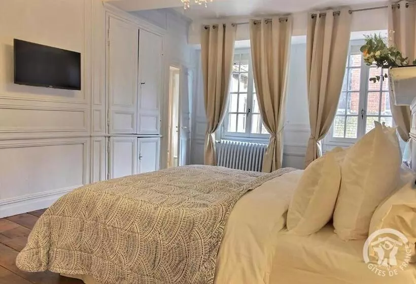 Aamiaismajoitus (B&B) Guest House Saint Yves