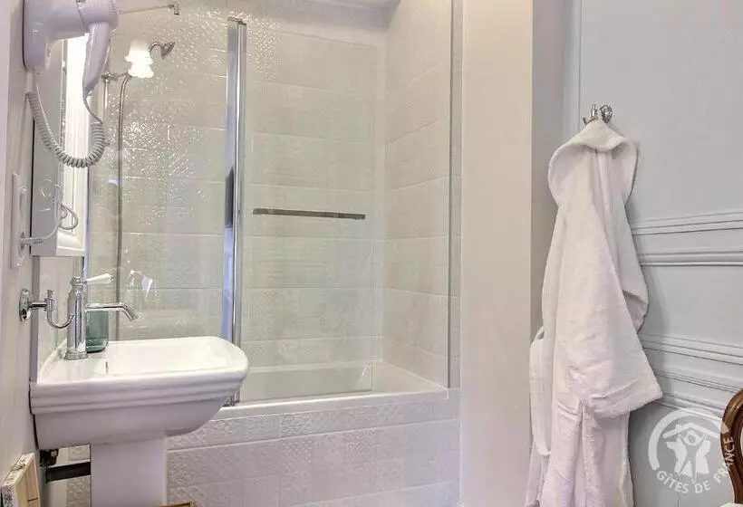 Aamiaismajoitus (B&B) Guest House Saint Yves