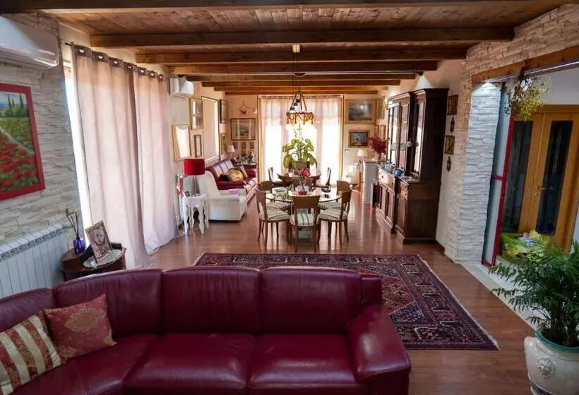 Aamiaismajoitus (B&B) Villa Rosa