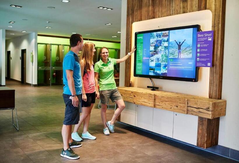 Explorer Hotel Stubaital