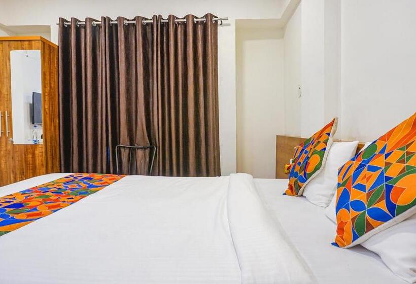 Fabhotel Royal Palace Inn Lal Mahal