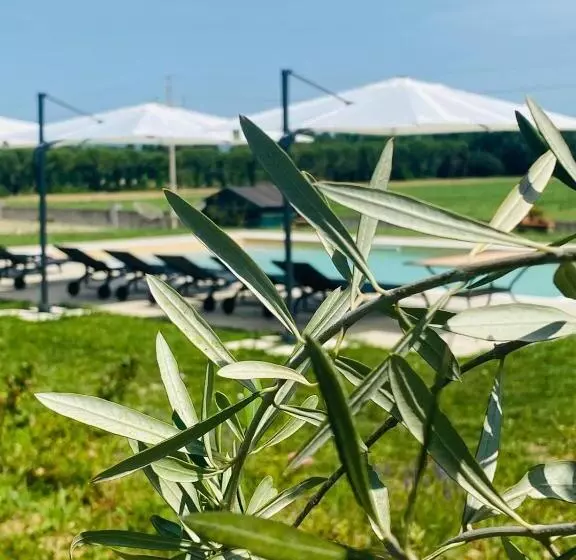Hotelli Agriturismo Borgo Delle Rose