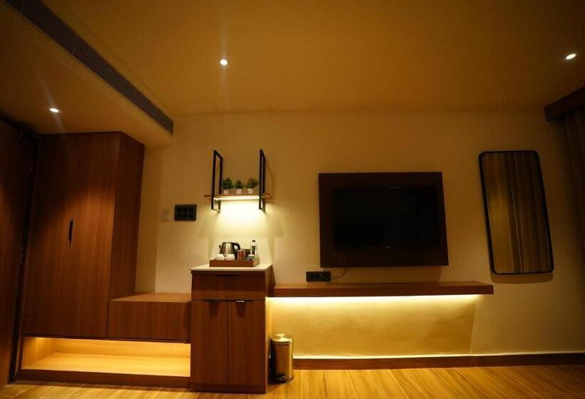 酒店 Capital Luxury Suites