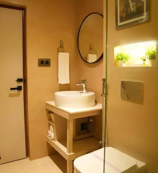 Hotelli Capital Luxury Suites