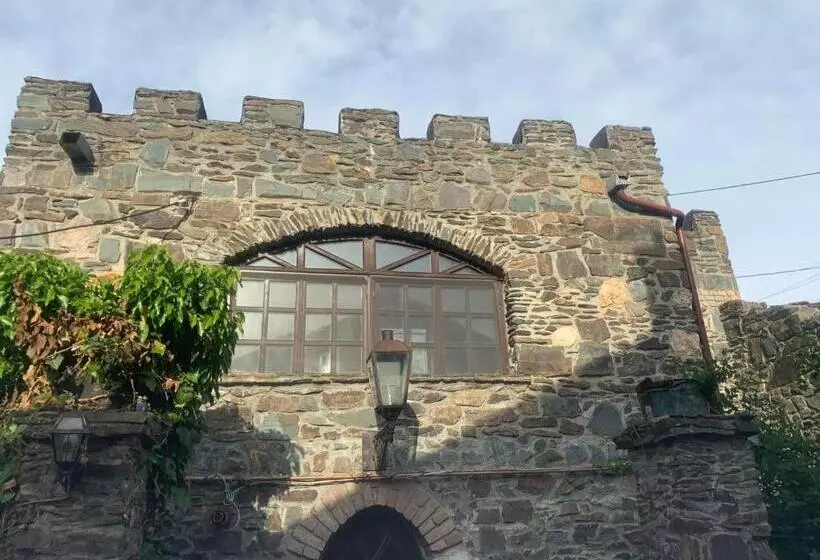 Hotelli Castello A Mare Constanta