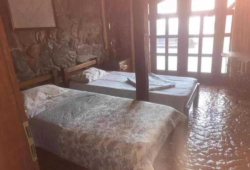 Hotelli Castello A Mare Constanta