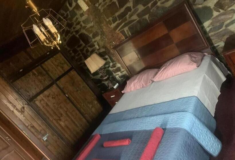 בית מלון כפרי Castello A Mare Constanta