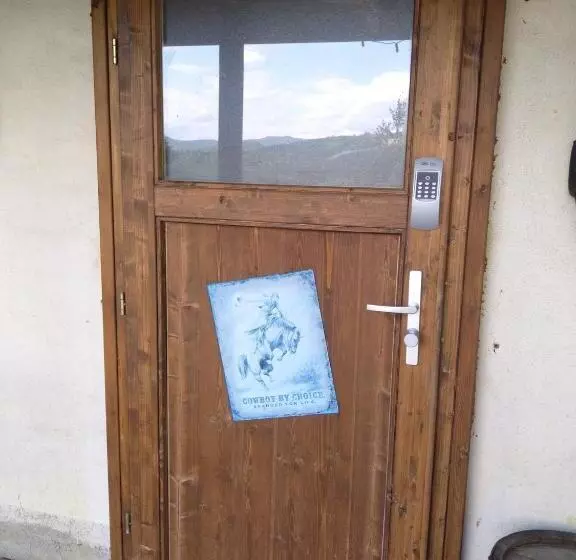 ホテル Charmantes Western Zimmer Mit Veranda Auf Dem Raihof