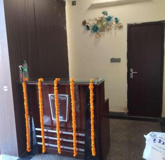 Отель Gaytri Bliss Home Stay