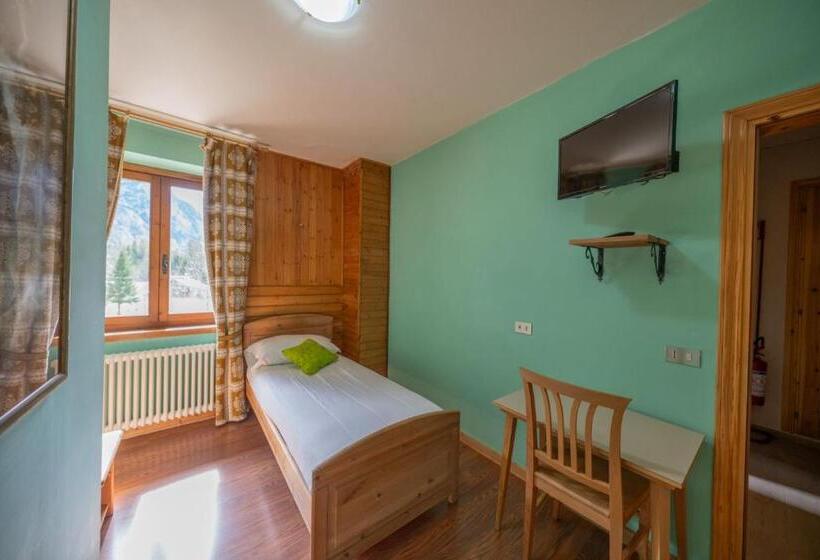 Отель Griglieria Pizzeria Gnomo Goloso