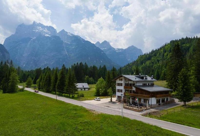 Отель Griglieria Pizzeria Gnomo Goloso