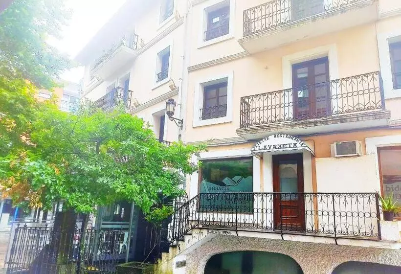 هتل Lauxeta Berria